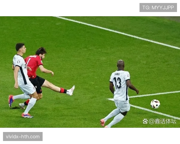 格鲁吉亚首度晋级欧锦赛，书写足球历史新篇章