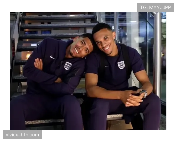 杜埃 vs 贝林厄姆:未来核心潜力与成长路径对比 杜埃 vs 贝林厄姆:未来核心潜力与成长路径对比