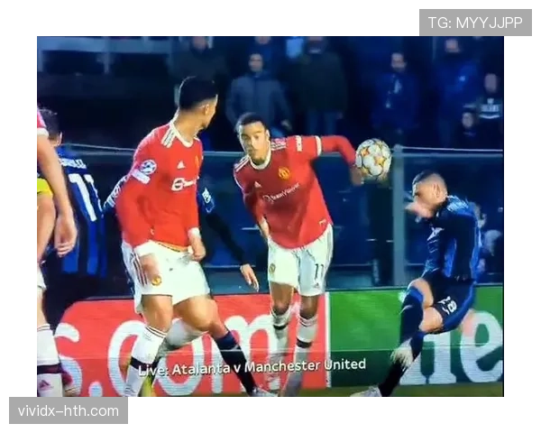 意外手球进球，裁判为何允许进球有效？规则详解