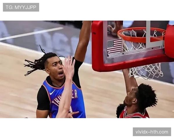 摩西·马龙内线强攻效率明显高于当代中锋，提升球队禁区统治力